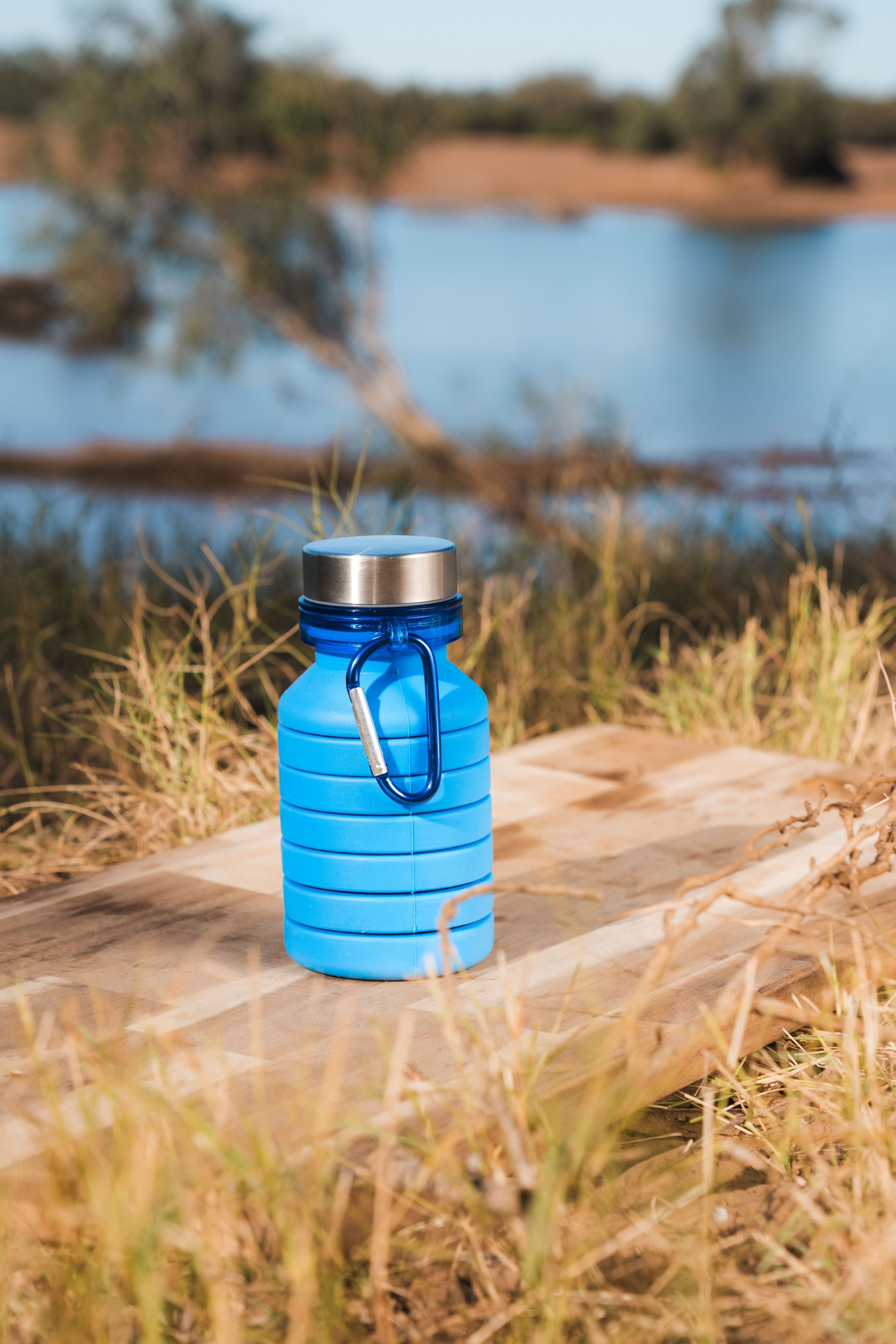 Collapsible 550ml Silicon Water Bottle BPA FREE with Carabiner - Expanda Range