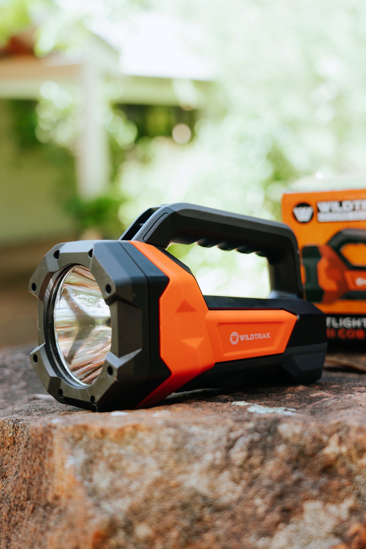 Wildtrak™ Spotlight, Rechargeable, 9 Light Modes, Flexi LED COB Light, Built-in Power Bank with USB-C Lead, Shockproof and Water Resistant