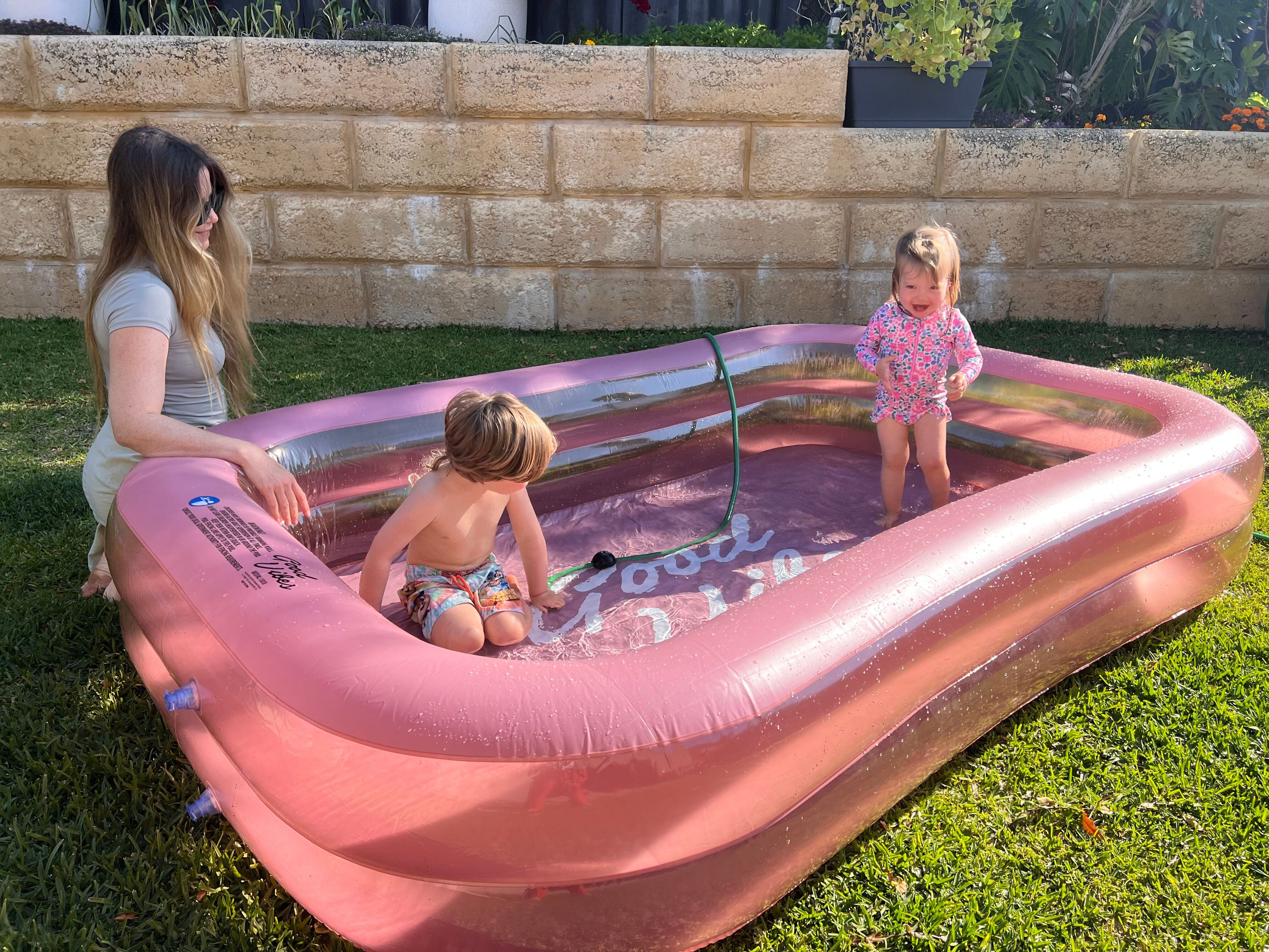 Good Vibes™ Inflatable Family Swimming Pool Extra Large Twin Tube Heavy Duty PVC Pink 262x175x50cm