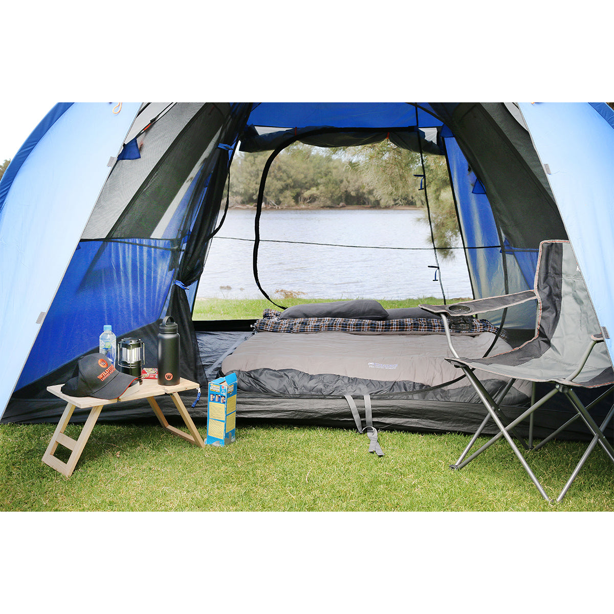 Wildtrak™ Tanami Series II 6V Dome Tent with Front Vestibule, Easy Assemble, XL Windows, Heavy Duty Floor, Shock Corded Fibreglass & Steel Poles, Ultrafine Mesh, J Hook Connections, Waterproof Fly, Carry Bag with Handles 280x305cm