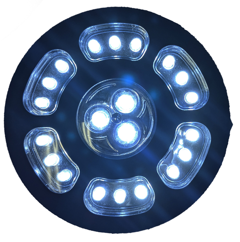 UFO Style LED Magnetic Battery Operated Camp Light